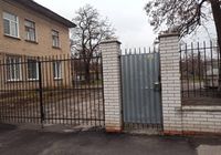 Продается сталинка без ремонта в Мелитополе... Объявления Bazarok.ua
