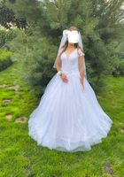 Продам весільну сукню... оголошення Bazarok.ua