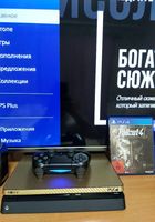 Продам Playstation 4 Slim 1 терабайт + Игра... Оголошення Bazarok.ua
