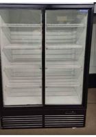 Продам холодильник вітрина у робочому стані.Висота 210см,ширина 118см,глибина 65см.тел... Оголошення Bazarok.ua