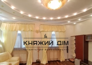 Квартира 3-кімн. оренда Киев, Подільський р-н &ndash; 120 м&sup2;... Оголошення Bazarok.ua