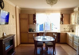 Квартира 3-кімн. оренда Киев, Дарницкий &ndash; 105 м&sup2;... Оголошення Bazarok.ua