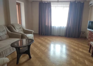Квартира 2-кімн. оренда Киев, Дарницкий &ndash; 80 м&sup2;... Оголошення Bazarok.ua