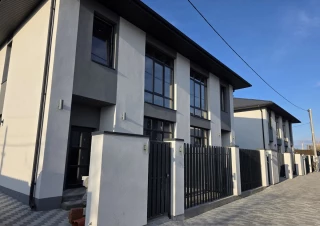 Будинок продаж Петропавловская Борщаговка &ndash; 100 м&sup2;... Объявления Bazarok.ua