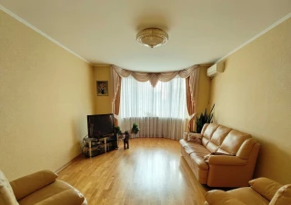 Квартира 3-кімн. продаж Киев, Дарницкий &ndash; 108 м&sup2;... Оголошення Bazarok.ua