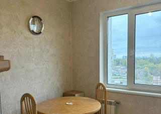 Квартира 3-кімн. продаж Киев, Голосеевский &ndash; 40 м&sup2;... Оголошення Bazarok.ua