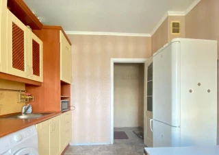 Квартира 3-кімн. продаж Киев, Деснянский &ndash; 42 м&sup2;... Оголошення Bazarok.ua