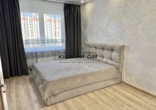 Квартира 1-кімн. продаж Киев, Дарницький р-н &ndash; 17 м&sup2;... Оголошення Bazarok.ua