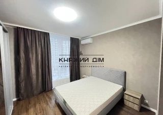 Квартира 3-кімн. оренда Киев, Дарницький р-н &ndash; 45 м&sup2;... Оголошення Bazarok.ua